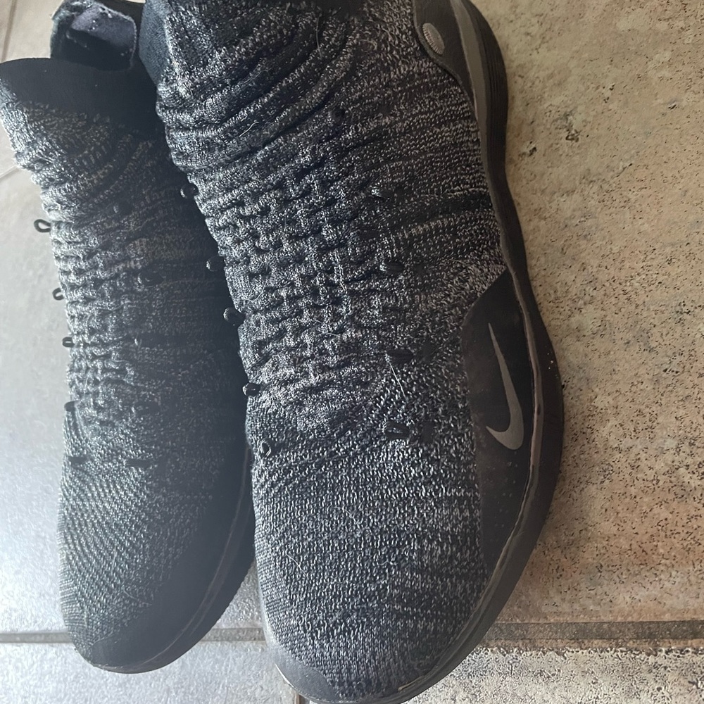 Nike KD11 “Black Twilight Pulse”